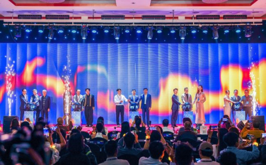 SHB cùng đất nước kiến tạo “Niềm tin số”