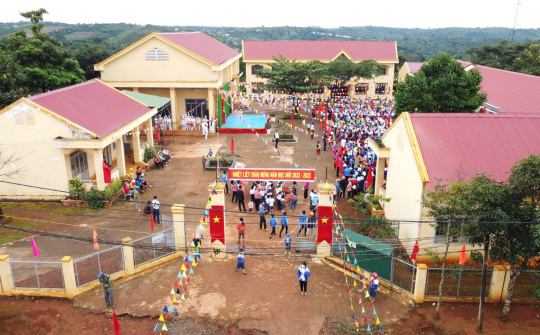 Linh hoạt trong xây dựng trường học cho các xã biên giới, bao gồm nhà ở nội trú cho học sinh và giáo viên