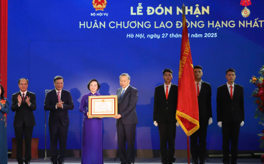 Bộ Nội vụ phải đi đầu, về đích sớm trong việc xây dựng Bộ Nội vụ số, ngành nội vụ số