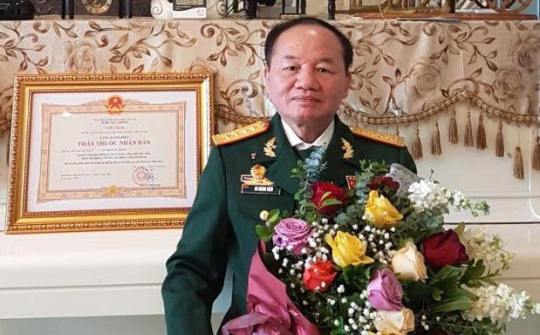 Đại tá, TTND, PGS.TS Hà Hoàng Kiệm: Dấu ấn đậm sâu cùng hai màu áo