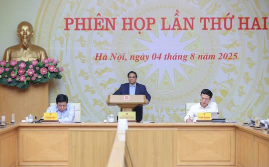 Phát triển ngành công nghiệp bán dẫn với tinh thần tăng tốc, bứt phá, bắt kịp, tiến cùng và vượt lên