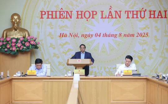 Phát triển ngành công nghiệp bán dẫn với tinh thần tăng tốc, bứt phá, bắt kịp, tiến cùng và vượt lên