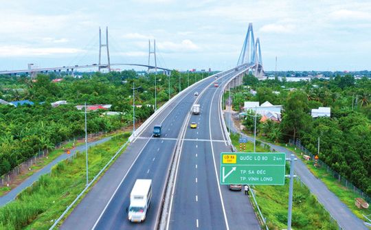 Thông tuyến cao tốc từ Cao Bằng tới Cà Mau và trên 1.700 km đường bộ ven biển trong năm 2025