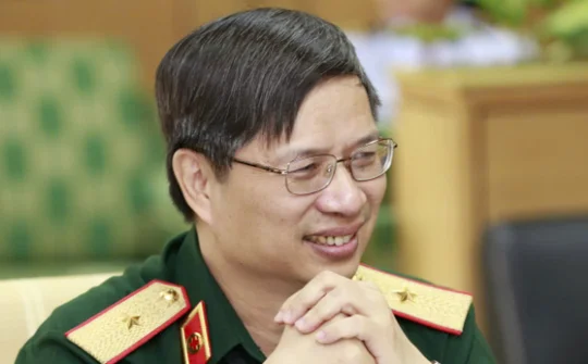 Thiếu tướng, NGƯT,GS.TS.BSCC. Lê Trung Hải: Những dấu ấn đậm sâu cùng hai màu áo