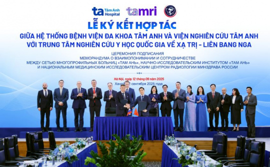 Hệ thống BVĐKTâm Anh ký kết về công nghệ mới chẩn đoán, điều trị ung thư