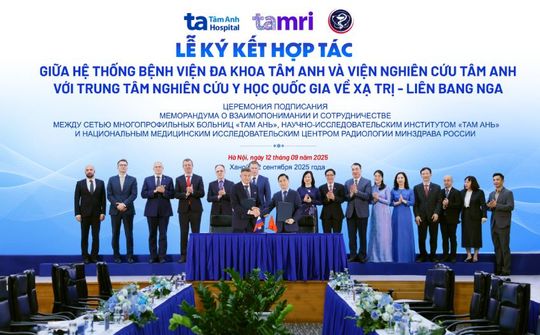Hệ thống BVĐKTâm Anh ký kết về công nghệ mới chẩn đoán, điều trị ung thư