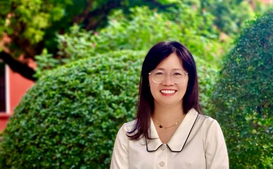 PGS.TS. Phạm Thị Huyền: Tỏa sáng nét duyên trong nghề