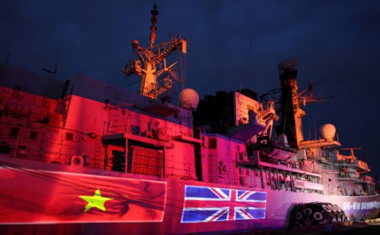 Revealing the Vietnamese dishes featured at the Royal Navy ship reception