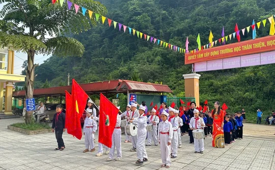 Tiếng trống khai giảng vùng biên cương năm học mới
