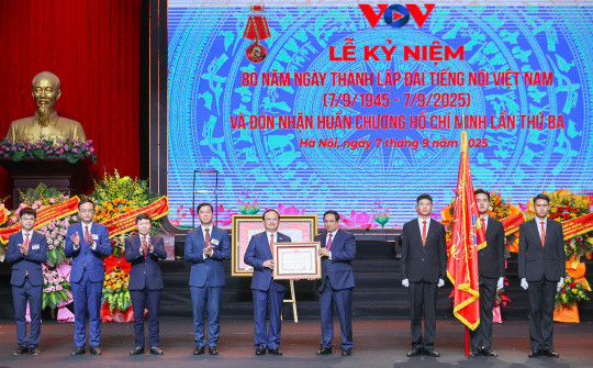 Đài Tiếng nói Việt Nam đón nhận Huân chương Hồ Chí Minh (lần 3)