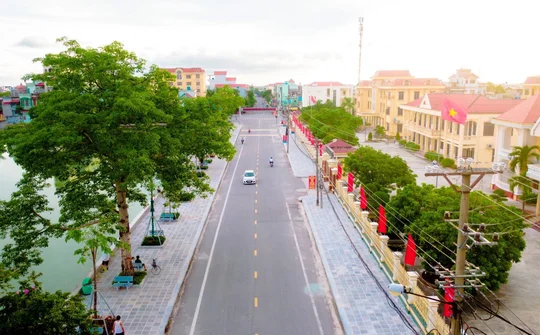 Giao Thủy đẩy mạnh cải cách hành chính, đầu tư cơ sở vật chất thu hút đầu tư