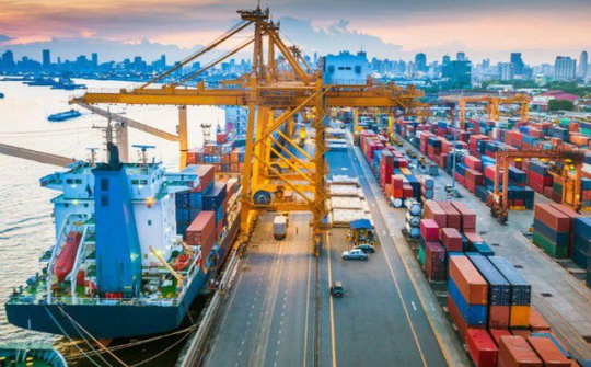 Xuất nhập khẩu hàng hóa giữ vai trò động lực, tạo nền tảng tăng trưởng kinh tế ngay từ đầu năm
