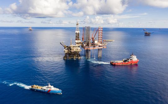 Chuyển đổi kép - Đột phá chiến lược của Petrovietnam
