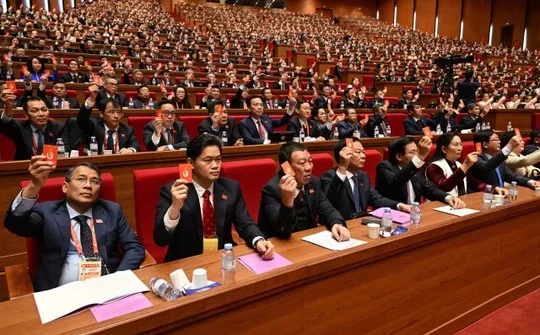 Thông cáo báo chí về ngày làm việc thứ tư Đại hội lần thứ XIV của Đảng