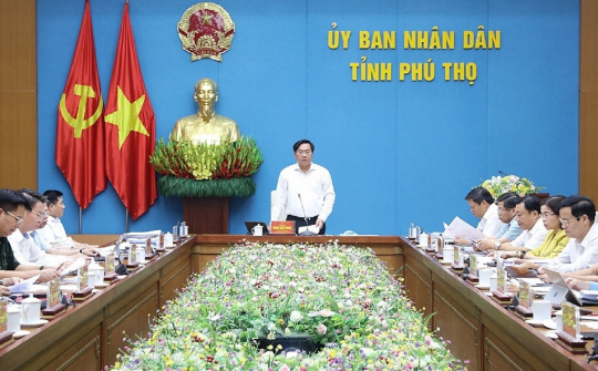 Cải cách thủ tục hành chính – chìa khóa nâng cao năng lực cạnh tranh của tỉnh Phú Thọ