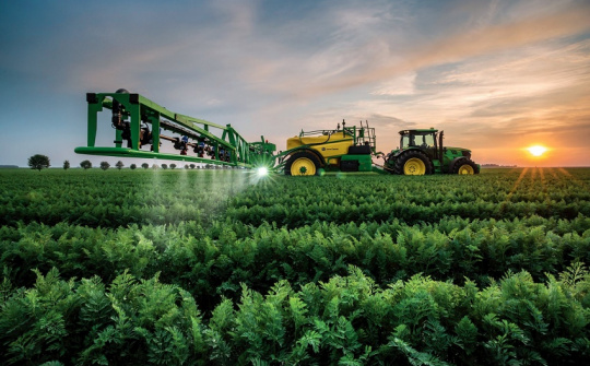 Tăng trưởng nông nghiệp vượt chỉ tiêu, tiếp tục khẳng định vai trò trụ đỡ của nền kinh tế