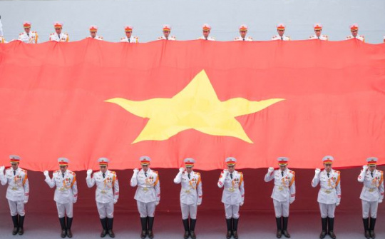 Concert pháo hoa quốc gia khiến người Hà Nội háo hức từ chiều