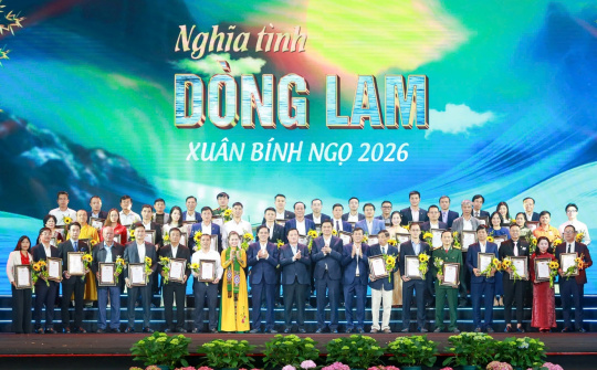Nghĩa tình Dòng Lam – Gắn kết yêu thương đón Xuân Bính Ngọ