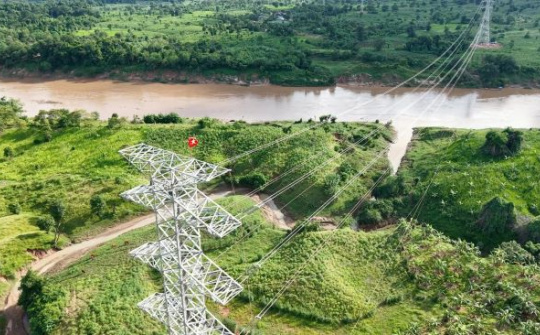 Savan 1, dòng điện xuyên biên giới và vai trò của kinh tế tư nhân