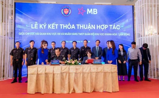 MB và Chi cục Hải quan Khu vực XIII ký kết hợp tác, đồng hành cùng doanh nghiệp xuất nhập khẩu trong kỷ nguyên số