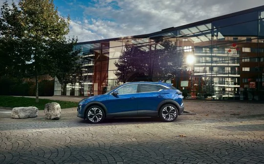 VinFast VF 6: Ứng dụng công nghệ thông minh trong trải nghiệm di chuyển gia đình