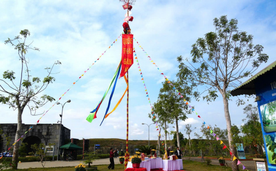 Thành Nhà Hồ: Lễ thượng nêu chào xuân Bính Ngọ 2026
