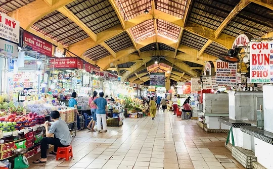 Nghệ An tăng cường đầu tư hạ tầng thương mại, tạo động lực phát triển bền vững khu vực miền núi