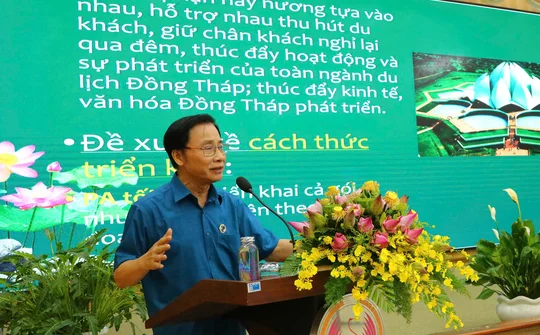 GS.TSKH.Trần Ngọc Thêm: Nhà khoa học tận hiến bằng cả khối óc và trái tim