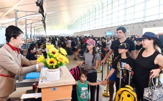 Sôi động đầu năm, Phú Quốc đón 17.000 du khách chỉ trong một ngày