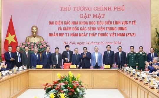 Khẳng định sứ mệnh và trách nhiệm của đội ngũ y tế trong giai đoạn mới