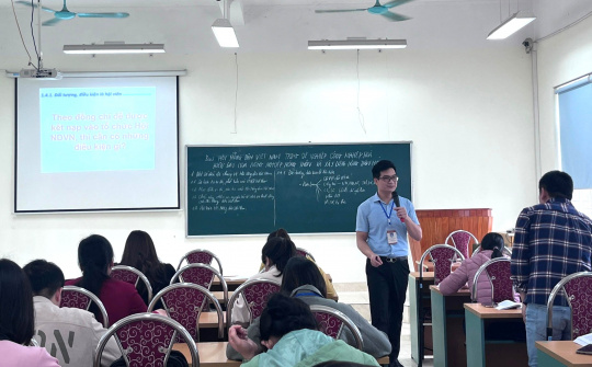 Chất lượng giảng viên - nhân tố quyết định công tác đào tạo bồi dưỡng cán bộ ở trường chính trị tỉnh Cao Bằng hiện nay