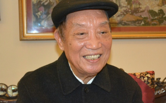 Tầm nhìn nơi đầu sóng ngọn gió