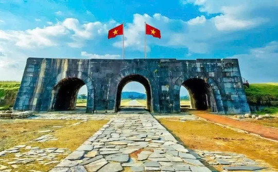 Thanh Hóa: Miễn phí tham quan Thành Nhà Hồ, Lam Kinh dịp Tết