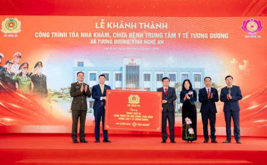 Sun Group tài trợ gói thiết bị y tế trị giá 12 tỷ đồng cho Trung tâm y tế Tương Dương, Nghệ An