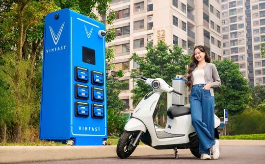 Vingroup khẩn cấp hỗ trợ khách hàng giảm áp lực giá xăng dầu