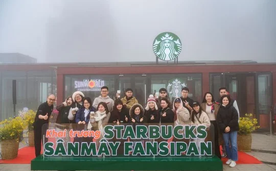 Fansipan có cửa hàng Starbucks cao nhất châu Á