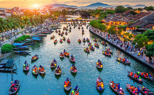 Tourism boom draws global luxury hotel brands to Vietnam