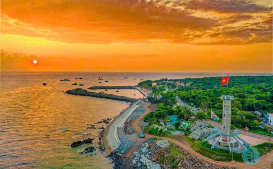 Cồn Cỏ – Đánh thức “viên ngọc xanh” theo hướng kinh tế biển bền vững