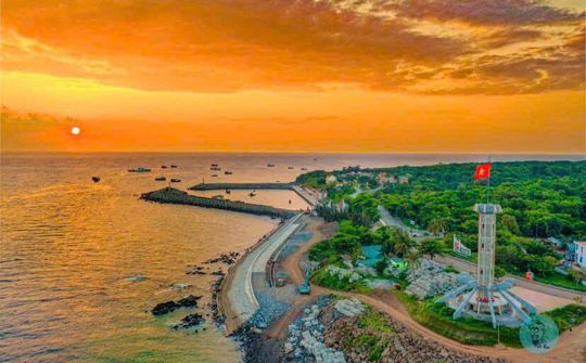 Cồn Cỏ – Đánh thức “viên ngọc xanh” theo hướng kinh tế biển bền vững