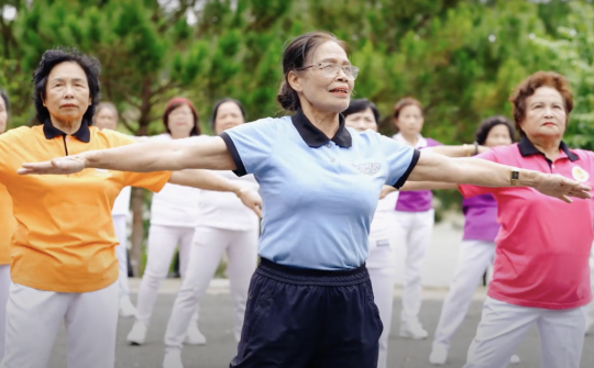 Chủ động thích ứng già hóa dân số: Cần chuyển trọng tâm sang y tế dự phòng trên nền tảng kinh nghiệm quốc tế