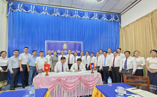 Tăng cường hợp tác giáo dục Việt Nam - Lào, mở rộng cơ hội đào tạo nguồn nhân lực