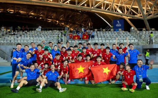 U17 Việt Nam dự World Cup và dấu ấn thầm lặng của bầu Hiển