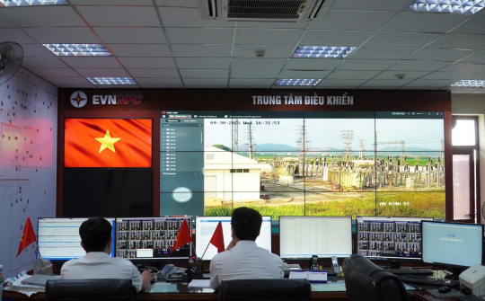 EVNNPC: Đồng bộ giải pháp để bảo đảm điện mùa nắng nóng