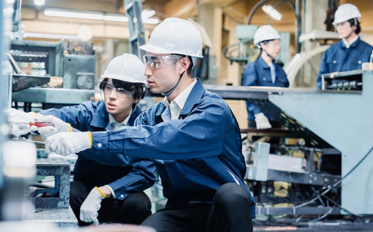 Expanding compulsory social insurance to Foreign Workers: An Inevitable Step in the Integration Process