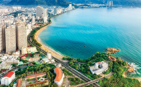 Ứng dụng khoa học – công nghệ trong quản lý bền vững tài nguyên biển Khánh Hòa: Thực tiễn bước đầu và yêu cầu đổi mới trong giai đoạn mới