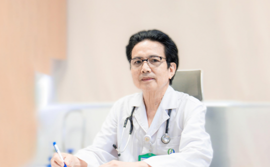 PGS.TS.BS Phạm Hữu Hòa và hành trình bền bỉ với nghề y