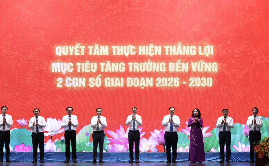 Quyết tâm thực hiện thắng lợi mục tiêu tăng trưởng bền vững "2 con số"