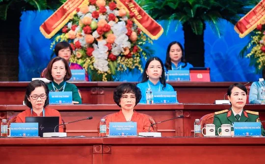 Anh hùng Lao động Thái Hương: Chăm lo cho sức khỏe học đường lúc này chính là sự chuẩn bị trách nhiệm nhất của phụ nữ