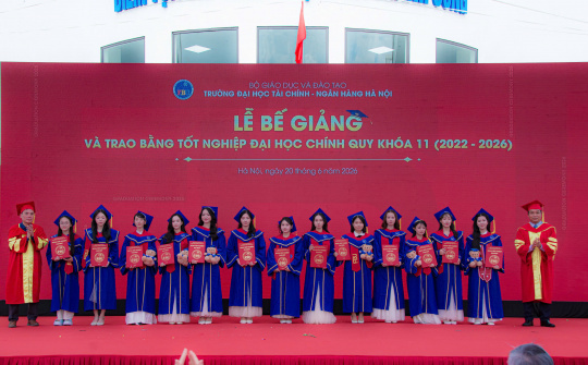 FBU: 1.488 cử nhân sẵn sàng bước vào hành trình mới