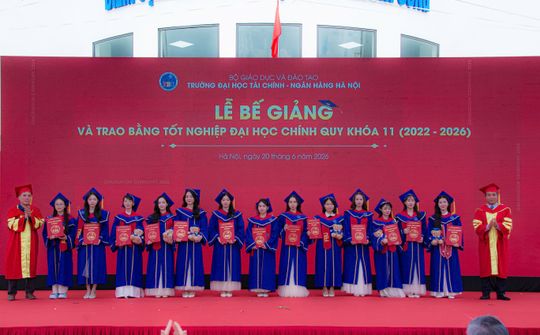 FBU: 1.488 cử nhân sẵn sàng bước vào hành trình mới
